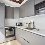 Apartment Louvre Museum By Studio Prestige